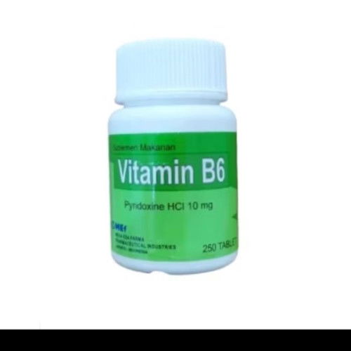 mau tanya, ada engga dsni yg minum/dikasih vitamin ini?