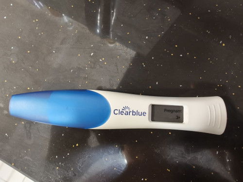 Kalau mcm ni betul ke pregnant..? Bpe mggu agaknya..da bole jumpa doktor check ke ?