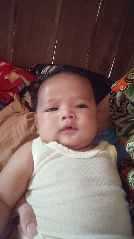 Bayi usia 3 bulan 9 hari full asi