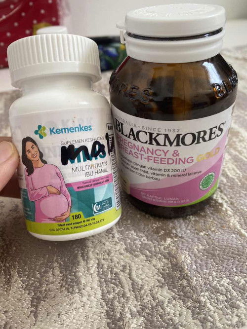 Bolehkah minum Blackmores pregnancy gold bersamaan dengan MMS multivitamin ibu hamil dari Kemenkes?