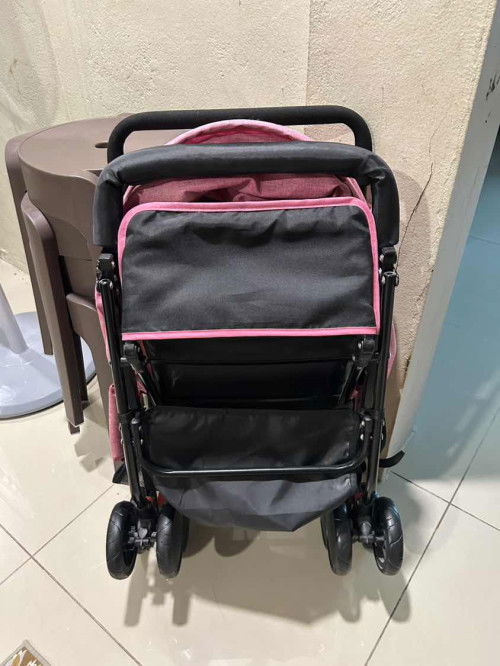 nak jual stroller xpernah guna lagi