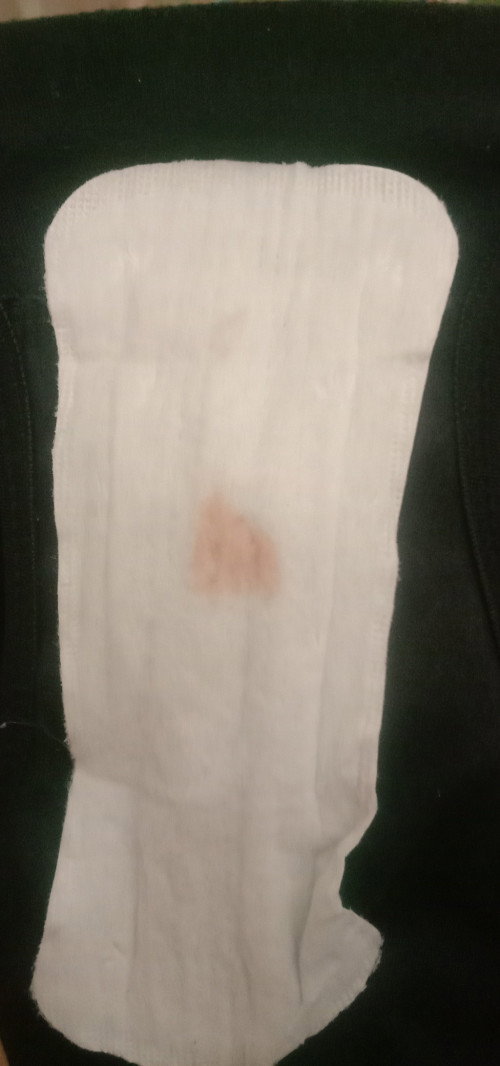 Keputihan warna coklat