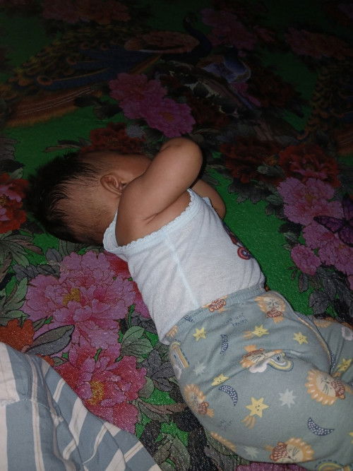 Bunda.. alumni hpl maret ada yg sma gk tiap dde nya tidur suka tba2 nangis kejer.itu knp ya bund?