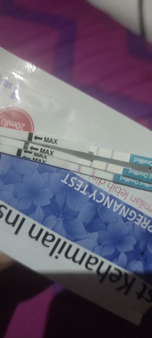 Saya ikut KB suntik yang sebulan,bulan ini tidak haid,aq coba tes positif garis dua,perut rsnya bgah