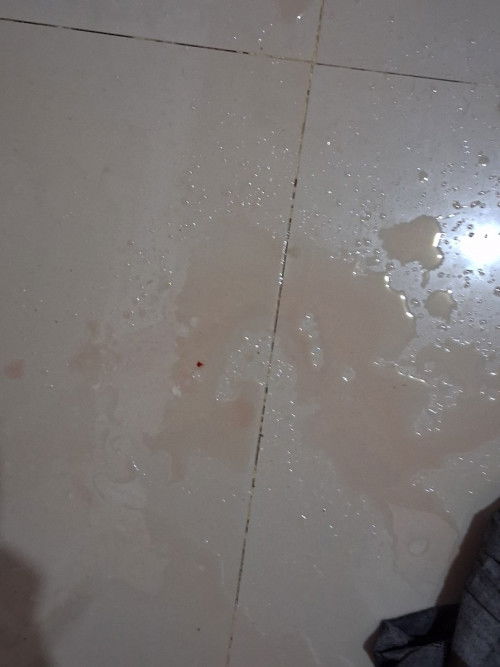 Bun mau tanya  tanda tanda mau mau melahirkan apa aja soalnya aku keluar air tapi tidak kontraksi
