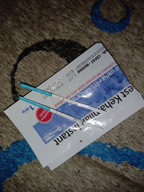 Bu aku udah tespek dua kali tapi perut sakit trs nyeri juga trs keputihan banyak itu wajar ngga sih?