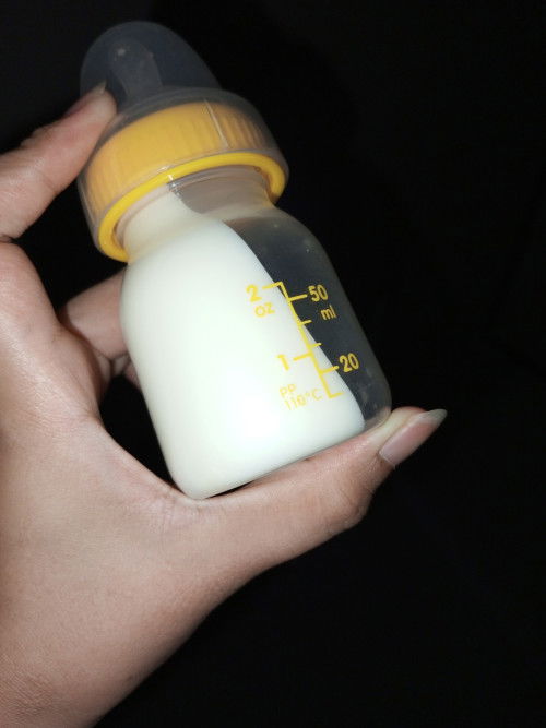 Masih bingung takaran susu formula untuk bayi 1 bulan 4 hari.