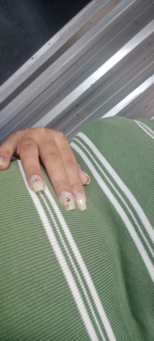 33+4 ปวดข้างบนท้องไปถึงกลางท้อง