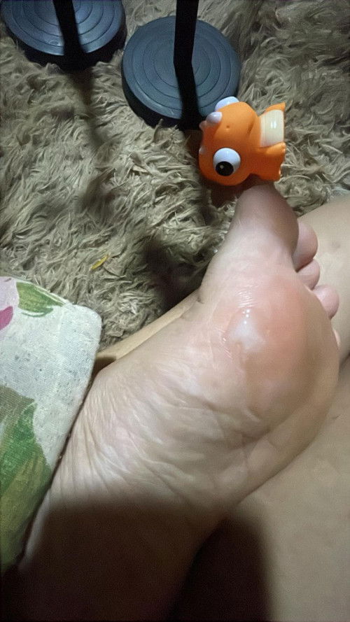 Em tre 1 thaq roi may mom oi em met moi kho chiu