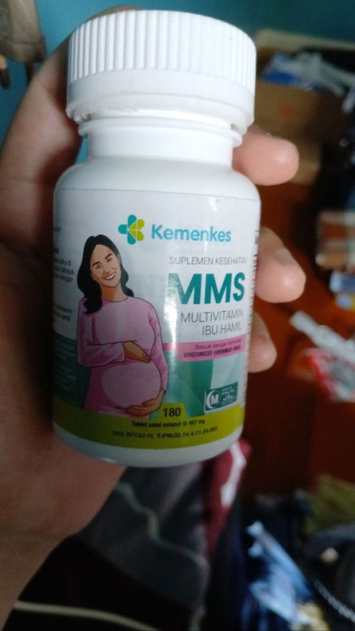 Aman nggak sih bund ini vitamin, masih awal tm soalnya juga🙏 yg pernah coba tolong dong jawab🙏