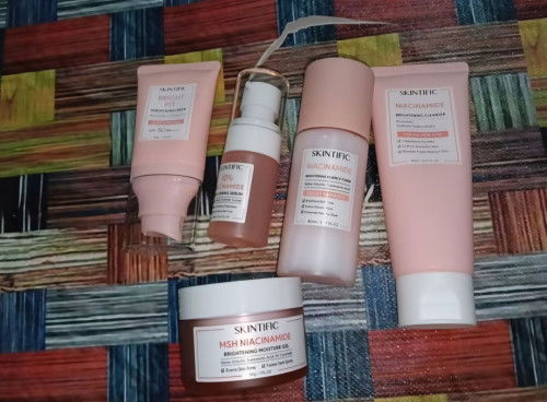 Aman ga ya bumil pake skincare ini?