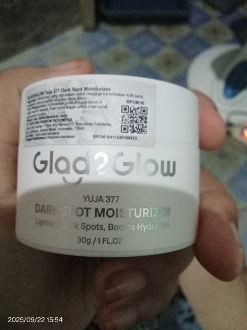 Hallo bunda mohon saran apakah kosmetik ini aman untuk bumil share dong bunda bumil pertama nih bund