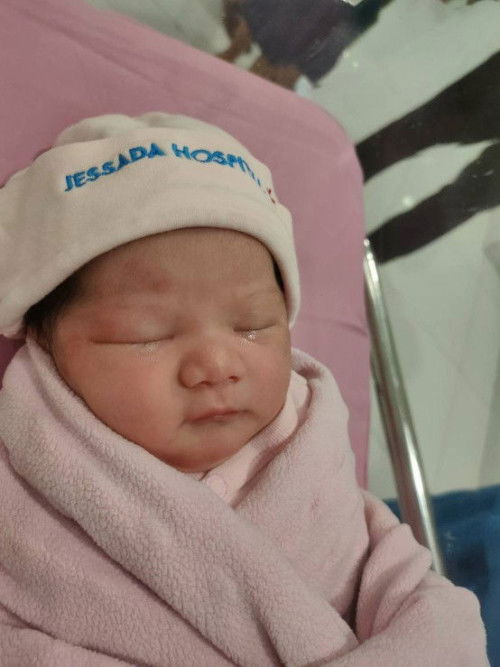 น้องมาตามารายงานตัวค่ะ