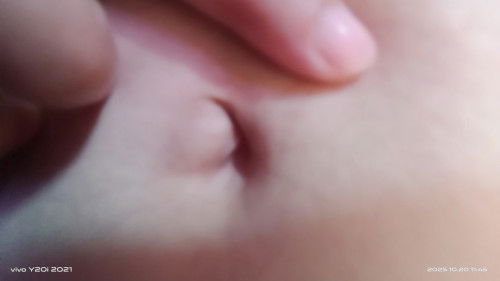 Hello mga mii may same ba sa akin Dito