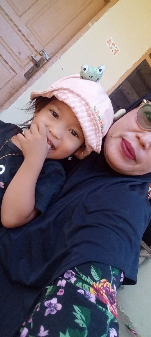 Anak gak mau makan sya yg stres...hanya susu dan vitamin yg di komsumsi anak sya...mohon solusi nya