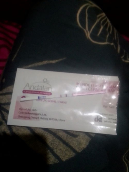 hpht tgl 25 sept,bulan ini haid tgl 21 udh telat 5hari. saya tespack hasilnya garis 2 tpi saya ragu