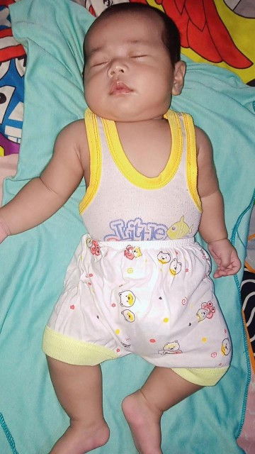 2 bulan BB bayi berapa?