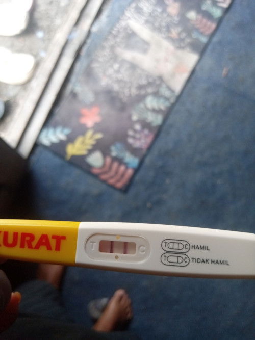 Mau ke bidan dan ngabarin orang tua masih belum berani😔😔