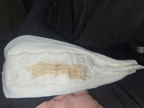 Discharge 27th week pregnant