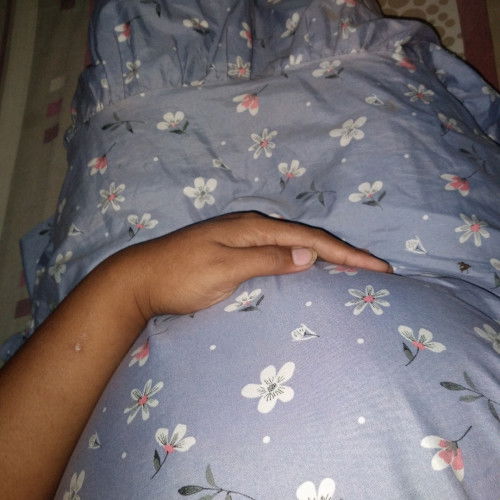 Di usia kehamilan 16 minggu perut terasa seperti kedutan 
Apakah itu gelombang cinta dari si bayi