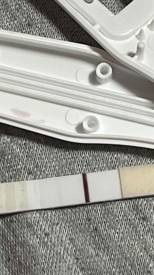 มีพสพวันที่ 12 กับวันที่ 17 ปล่อยในค่ะ
เดือนที่แล้วปจด.มาวันที่ 21
แบบนี้ท้องไหมคะ
มีอาการตรงตามที่ไปดูมาหลายอย่างค่ะในเม้นค่ะ