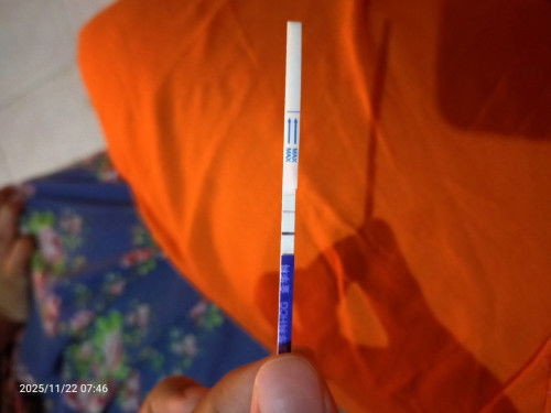 Ada yg sama gak hpht 22oktober tapi pas USG belum kelihatan kantungnya,lalu dirujuk ke RS .