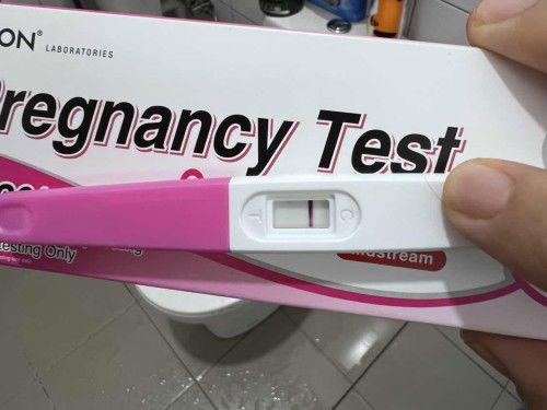 Mengandung dan implanon