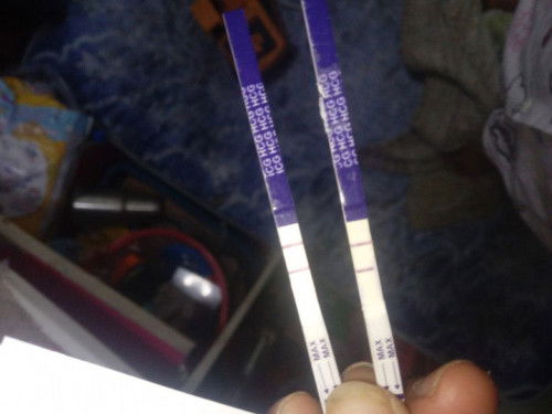 ขึ้นแบบนี้ทั้ง2อันท้องไหมค่ะ