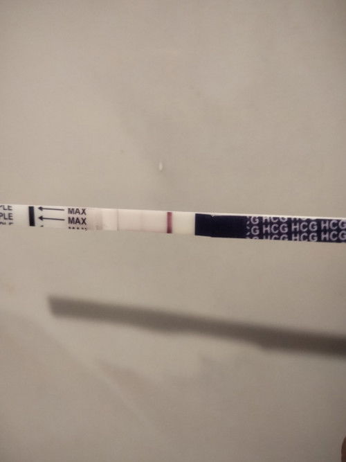 ท้องไหม ตรวจครรภ์เห็นสองขีดไม่ชัด