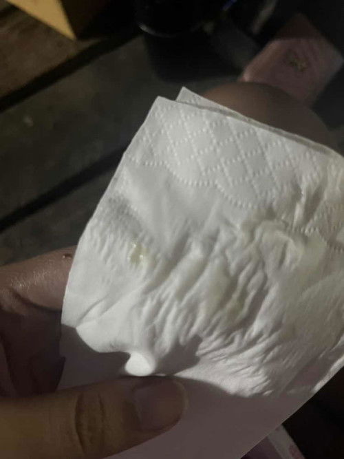 น้ำใส่ขุนๆออกจะช่องคอด