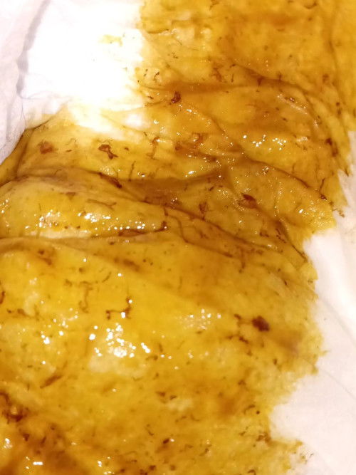 Najis bayi berjalur hitam/Coklat