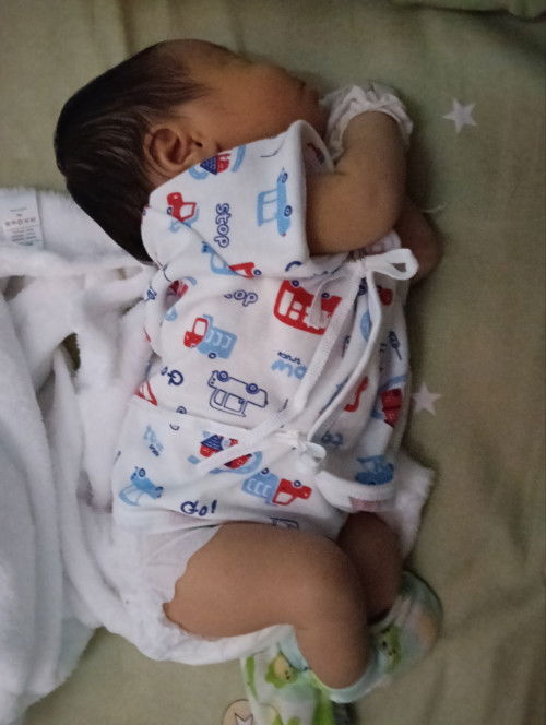 ลูกนอนท่านี้