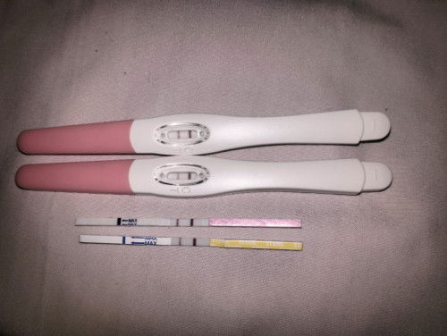 Halo bunda, ini beneran hamil atau engga yaa, takut banget di prank tespek🥺