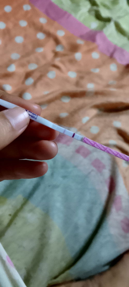 Hpht 19 September tpi di tespek garis 2 ini apakah hamil