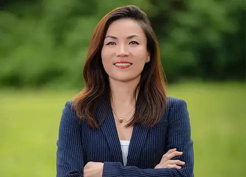 From Molecules to Markets: Embedding Commercial Thinking in Biotech from Day One -BCI