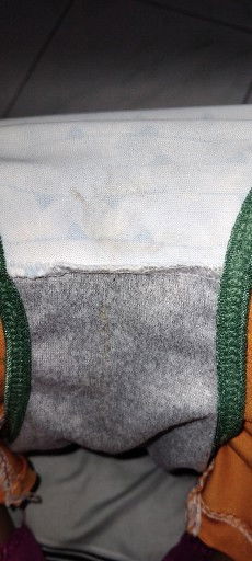 kayak gini flek implantasi nggak ya?ini tadi nggak netes tapi ku usap pake cd