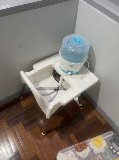 เก้าอี้ + อบขวดนม 150