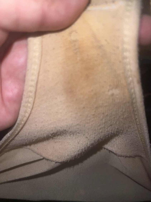 ขออนุญาติสอบถามค่ะแม่ๆ แบบนี้คือเลือดไหมคะ ตอนนี้อายุครรภ์ 34 สัปดาห์ค่ะ กำหนดผ่าคลอดเดือนหน้า แต่ลูกดิ้นปกติค่ะ