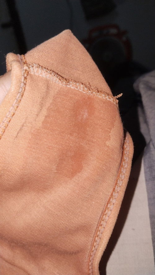 Gimana cara membedakan air ketuban dengan keputihan