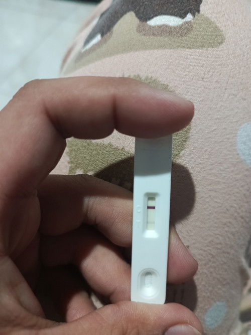 Asking if it is positive or not? please answer me truly🥺 not ready papo 😭