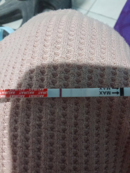 Kenapa sudah 5 Minggu tapi hasil tespek nya masih samar ??