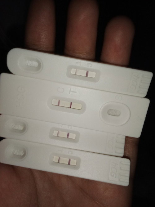 Tanong kolangmga mhie kasi last reglako march8peroNgayon April 11palang pero positive na normalbayun