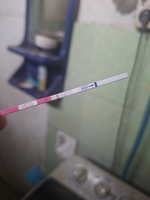 Mau tanya ini pertama di test, awalnya samar tapi lama lama jelas banget ini beneran positifkan?