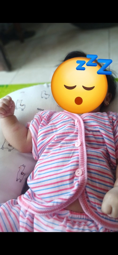 Bayi tidur terus