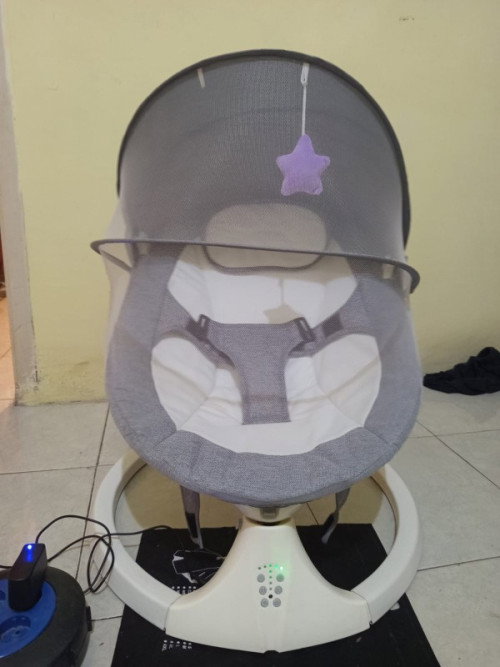 WTS Baby Swing Murce