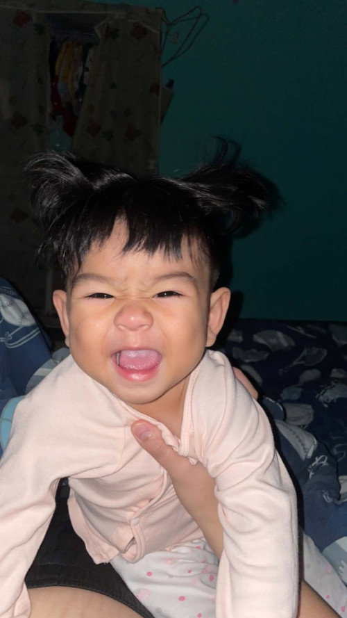 ลูกๆบ้านไหนเดินกันแล้วคะ บ้านนี้น้อง 10เดือน 5วัน เริ่มเดินเตาะแตะแล้วคะ