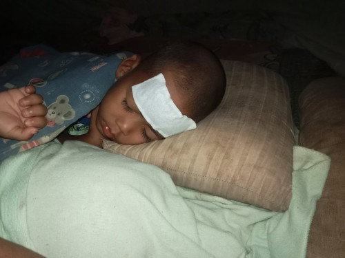 น้องเป็นไข้