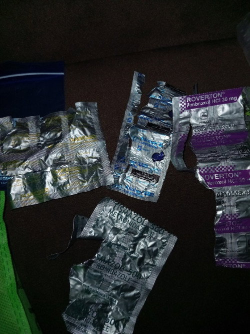 Ini obat resep dokter batuk ,sma demam ,radang tenggorokan