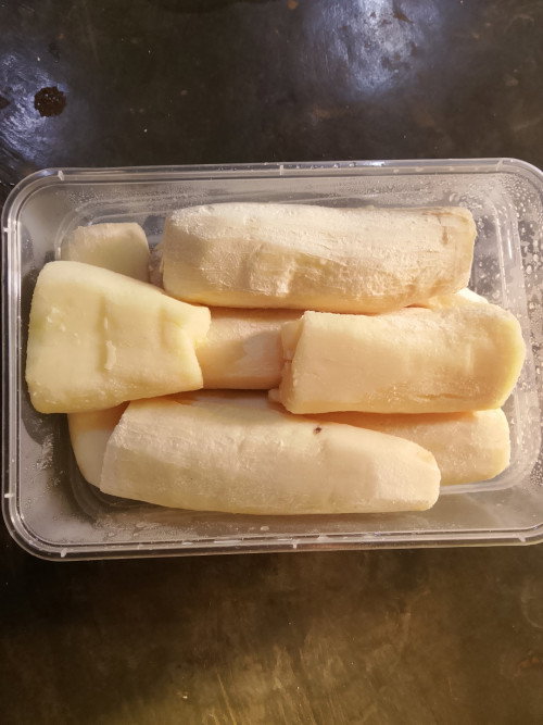 Adakah bumil yang mancing kontraksi makan tapeee.