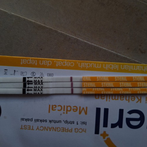 Telat 10hari hasil tespek samar banget
